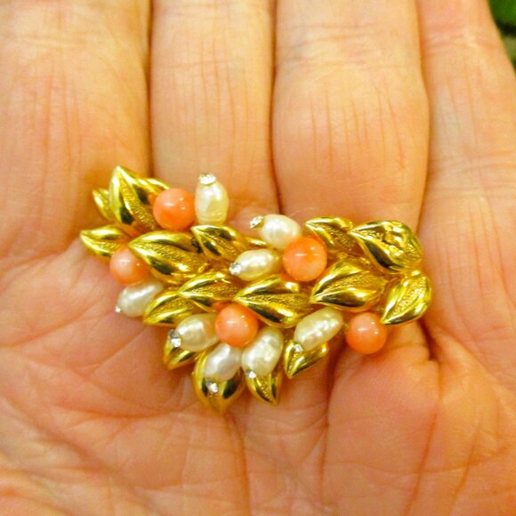 VINTAGE Gemstone Gold Floral Brooch: Coral, Pearl, Rhinestone, Gold Plate Pin - Picture 7 of 14